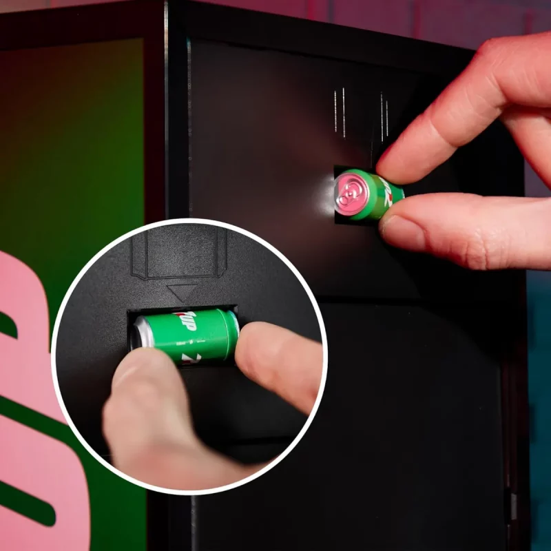 NS4321 Official Quarter Arcade 1-4 Scale 7UP Retro Vending Machine USB Hub 7