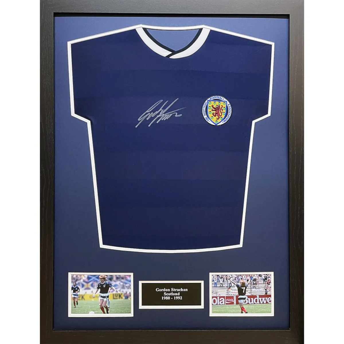 TM-01726 Scotland F.A. Gordon Strachan Framed Signed 1986 Replica Football Shirt