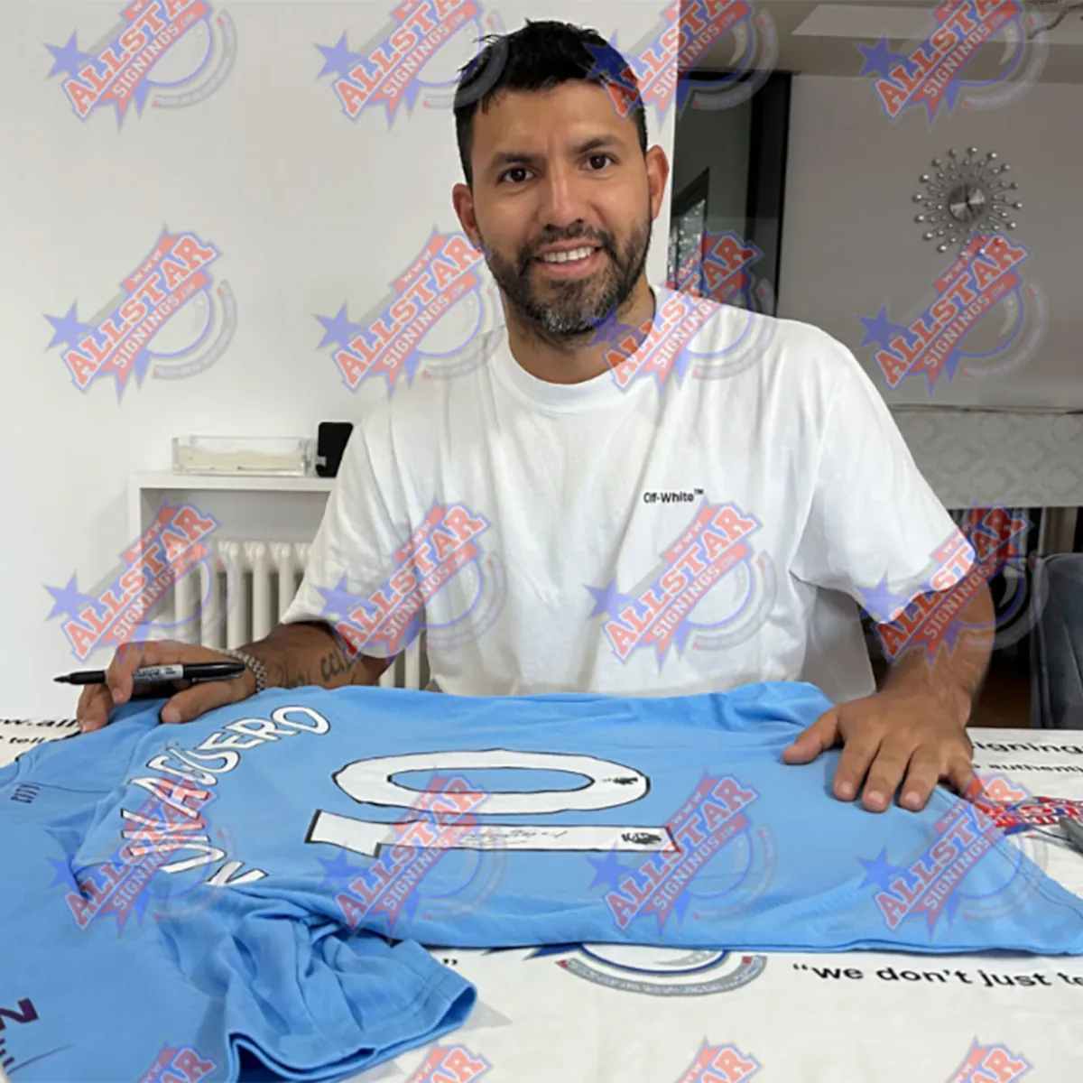 TM-04644 Manchester City F.C. Sergio Agüero Framed Signed 2019-2020 Season Replica Football Shirt 2